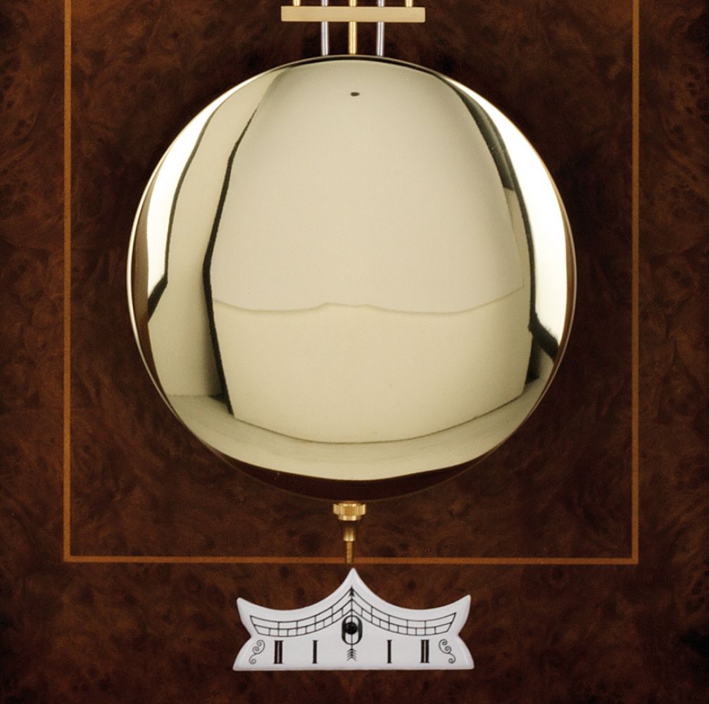Comitti C3202CH Canterbury walnut wall clock detail