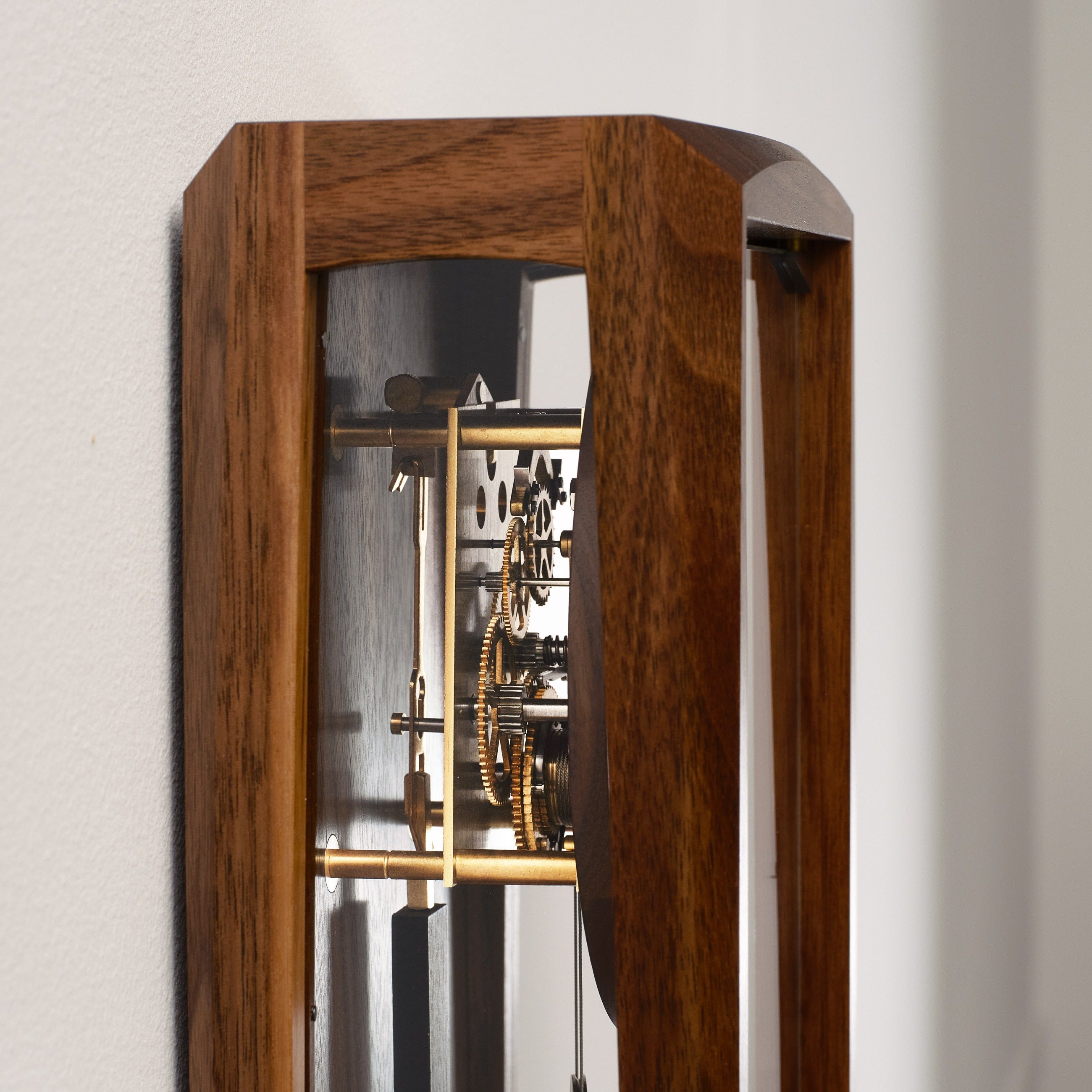 Comitti of London, THE FROXFIELD Wall Clock in Walnut, c3215tp