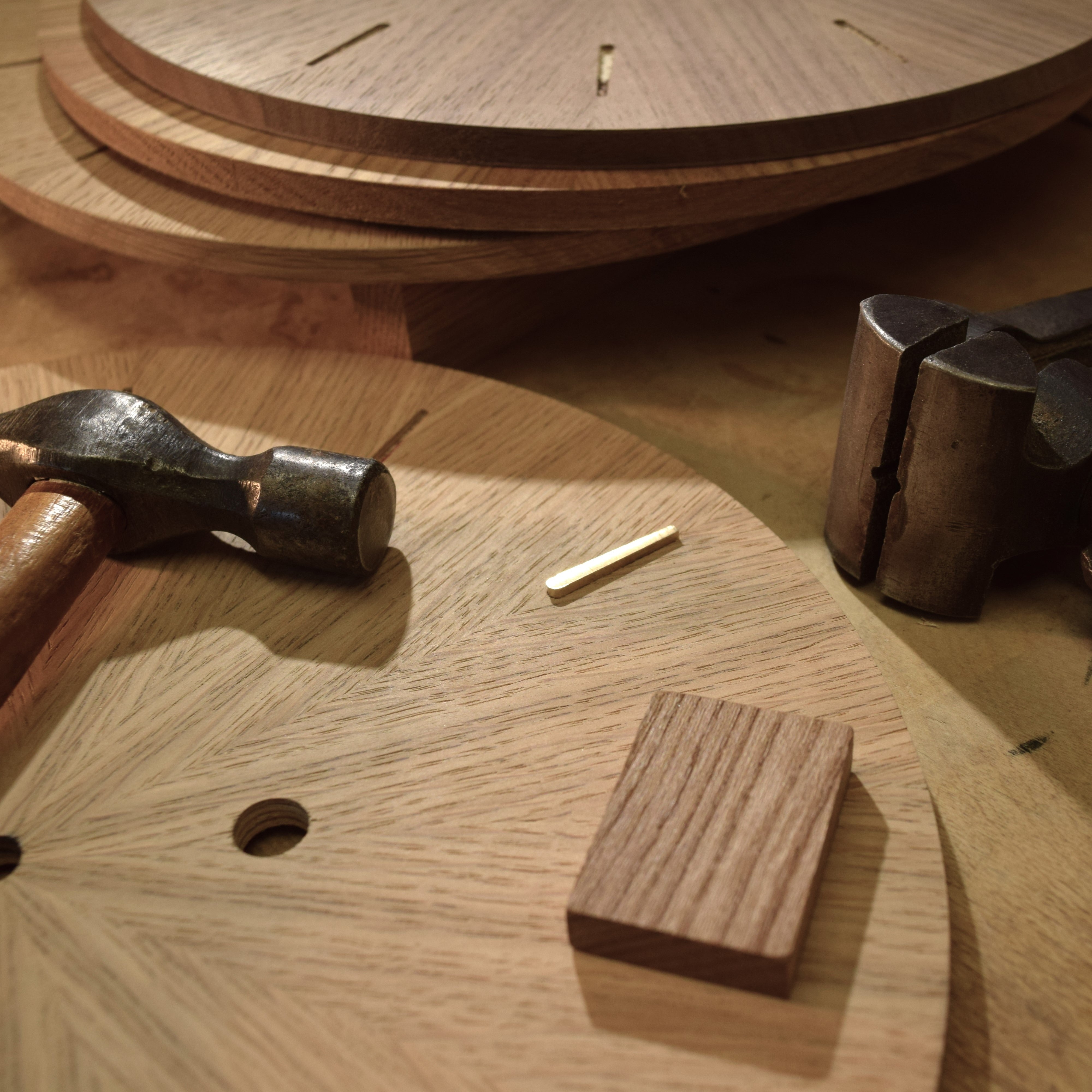 Comitti of London, THE FROXFIELD Wall Clock in Elm, c3715tp