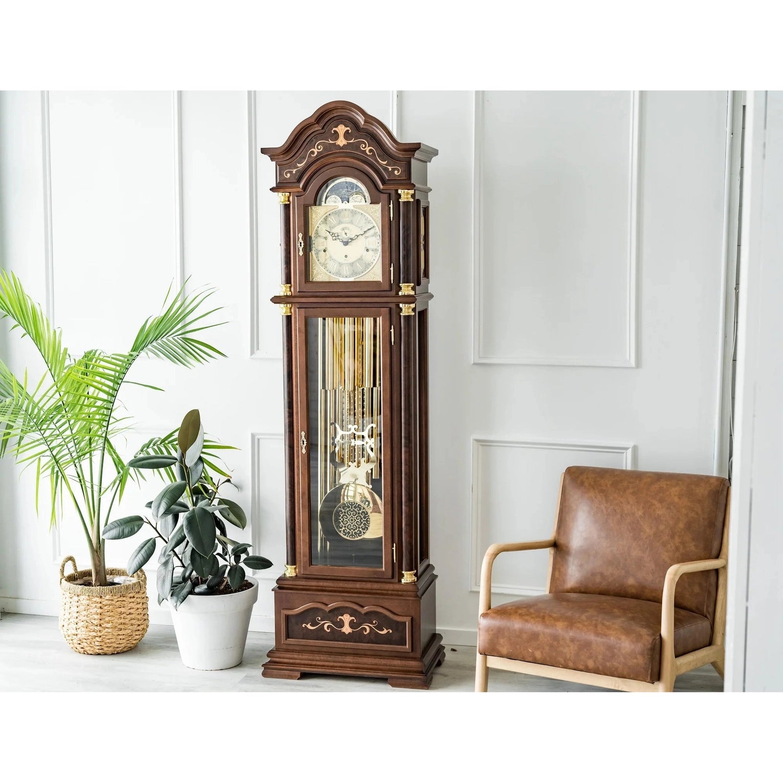 Hermle BILTMORE Grandfather Clock , Model 01131031171, Walnut