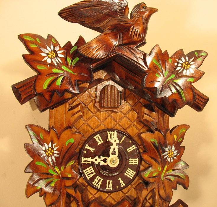 Cuckoo Clock - Sternreiter Bird And Leaf Black Forest Mechanical Cuckoo Clock #8200P