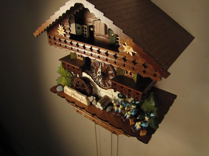 Cuckoo Clock - Sternreiter Musicians Black Forest Mechanical Cuckoo Clock #1390