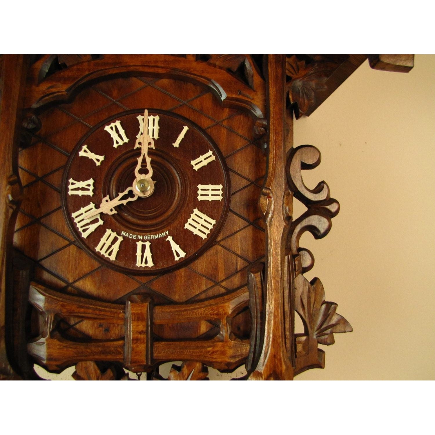 Sternreiter Vineyard Black Forest Mechanical Cuckoo Clock #8224