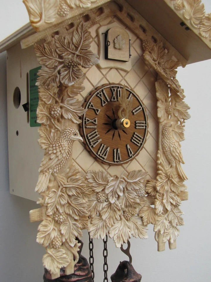 Sternreiter Bahnhusle Black Forest Mechanical Cuckoo Clock #8226N, Carved Bone