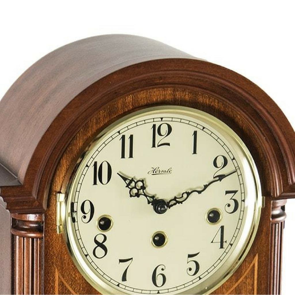 Classic Mantel Clocks - Hermle CLEARBROOK Mechanical Mantel Clock #22877070340, Mahagony