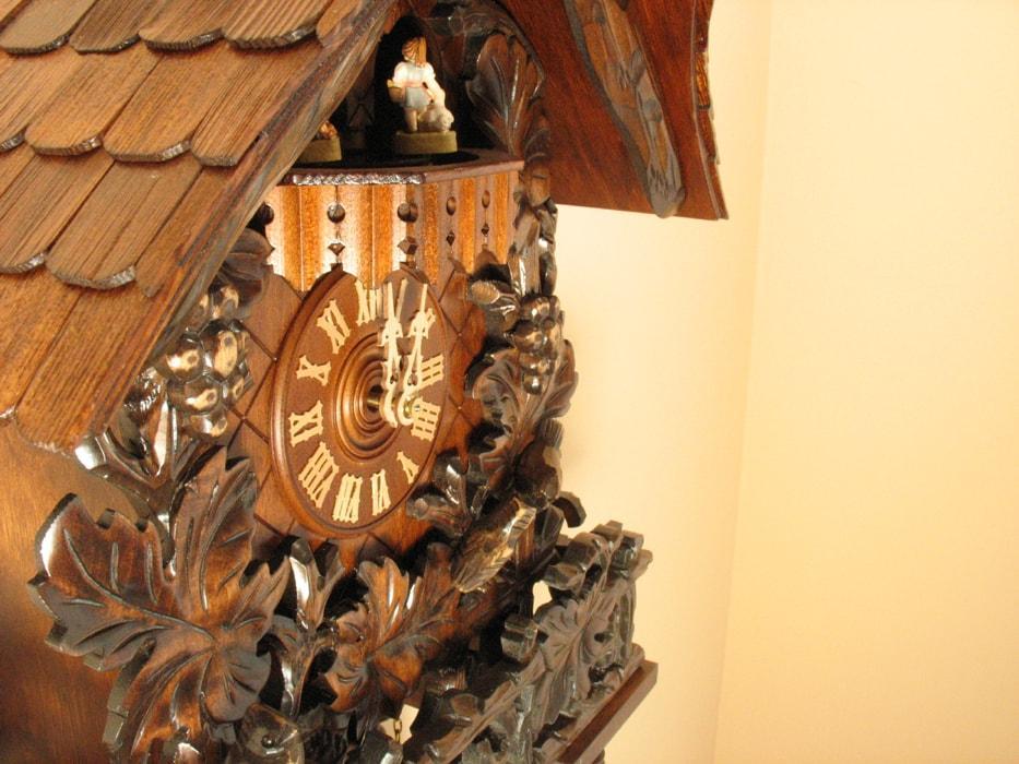Cuckoo Clock - Rombach & Haas (Romba) LEAVES AND VINES Model 8347 8-Day Black Forest Cuckoo Clock, Chalet Style