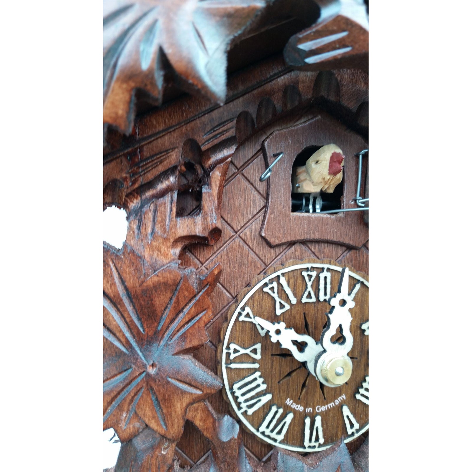 Sternreiter Bird and Leaf Black Forest Mechanical Cuckoo Clock #1209