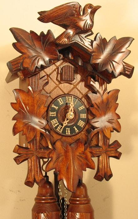 Cuckoo Clock - Sternreiter Bird And Leaf Black Forest Mechanical Cuckoo Clock #8200S