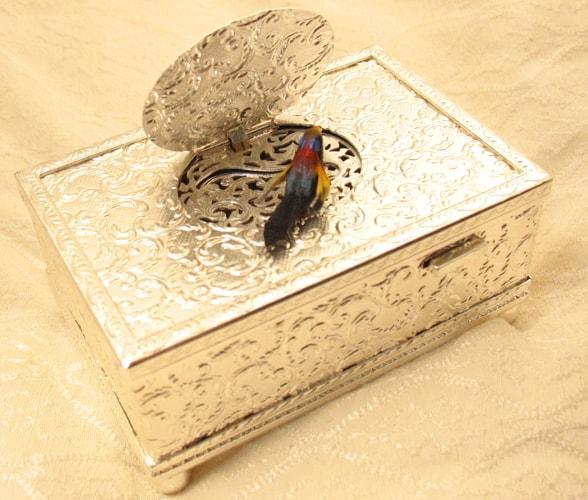 Music Box - MMM Bird In A Box MU 214 110 20, Silver Case, Exquisite And Rare Music Box With Automated Bird